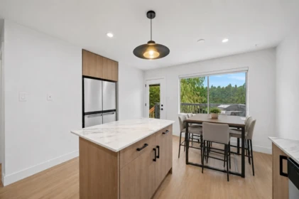 1576 161 Street, Surrey, BC, Surrey — Half Duplex for sale