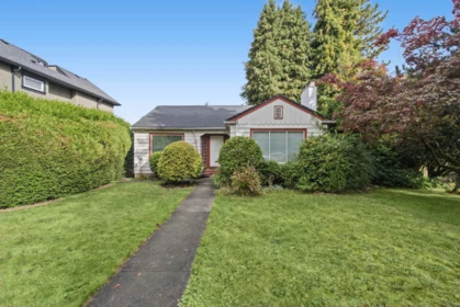 455 W 29th Avenue, Vancouver, BC, Vancouver — Single Family Residence for sale