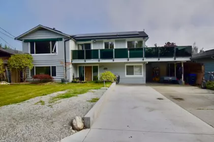 1822 Hall Road, Sechelt, BC, Sechelt — Single Family Residence for sale