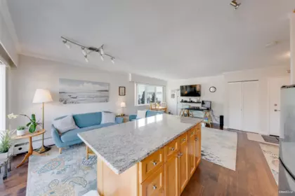 403 1845 Bellevue Avenue, West Vancouver, BC, West Vancouver — Apartment/Condo for sale
