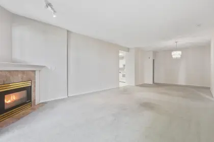 203 1765 Martin Drive, Surrey, BC, Surrey — Apartment/Condo for sale