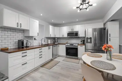 137 3455 Wright Street, Abbotsford, BC, Abbotsford — Townhouse for sale