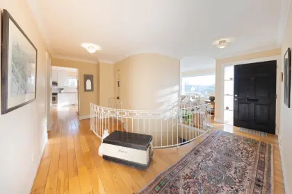 1245 Esquimalt Avenue, West Vancouver, BC, West vancouver — Single Family Residence for sale