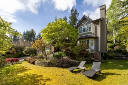 4711 Westwood Drive, West Vancouver, BC, West vancouver — Single Family Residence for sale