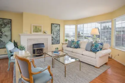 37 32659 George Ferguson Way, Abbotsford, BC, Abbotsford — Townhouse for sale