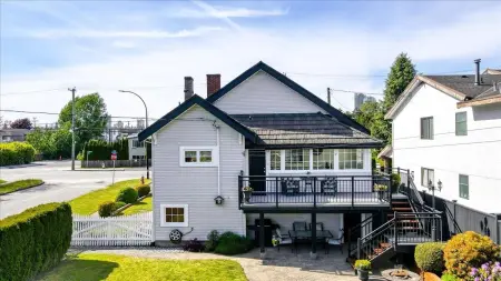 1522 Tenth Avenue, New Westminster, BC, New westminster — Single Family Residence for sale