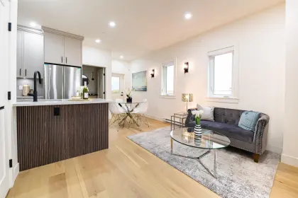 845 W 67th Avenue, Vancouver, BC, Vancouver — Half Duplex for sale