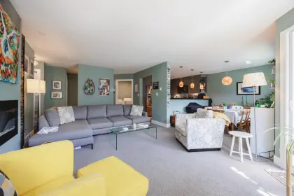209 13959 16 Avenue, Surrey, BC, Surrey — Apartment/Condo for sale