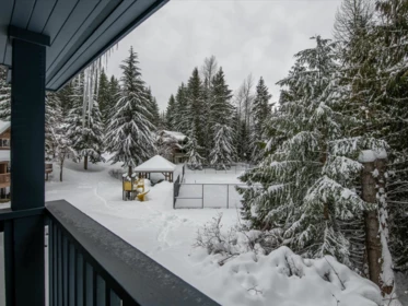 Breakfast Nook Photo of 4 3102 Panorama Ridge, Whistler, BC