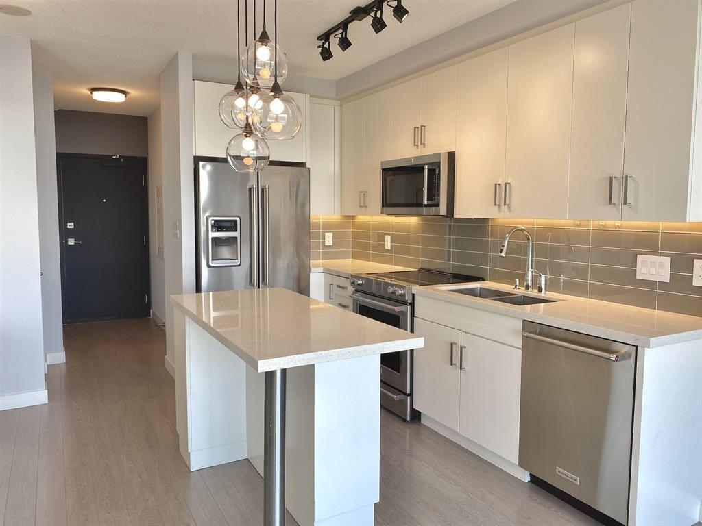 Dining Area Photo of 1610 11967 80 Avenue, Delta, BC