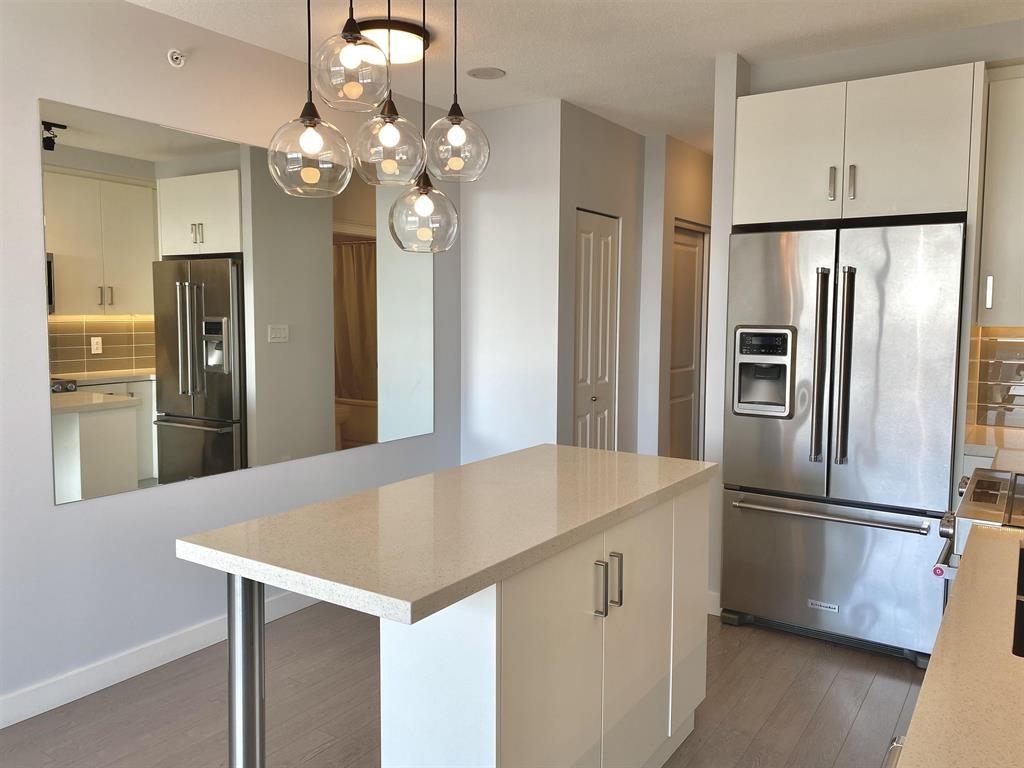 Family Room Photo of 1610 11967 80 Avenue, Delta, BC