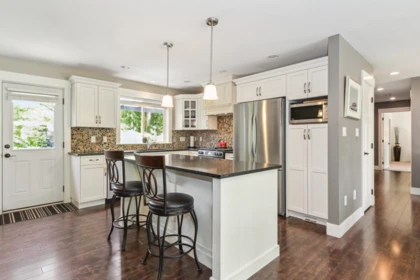 20460 42a Avenue, Langley, BC, Langley — Single Family Residence for sale