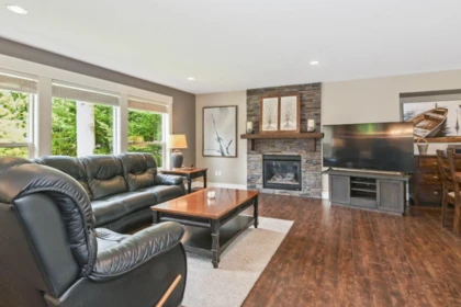 20460 42a Avenue, Langley, BC, Langley — Single Family Residence for sale