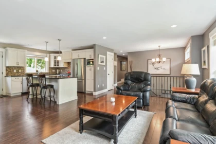 20460 42a Avenue, Langley, BC, Langley — Single Family Residence for sale