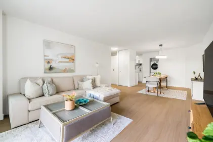 201 6455 Willingdon Avenue, Burnaby, BC, Burnaby — Apartment/Condo for sale