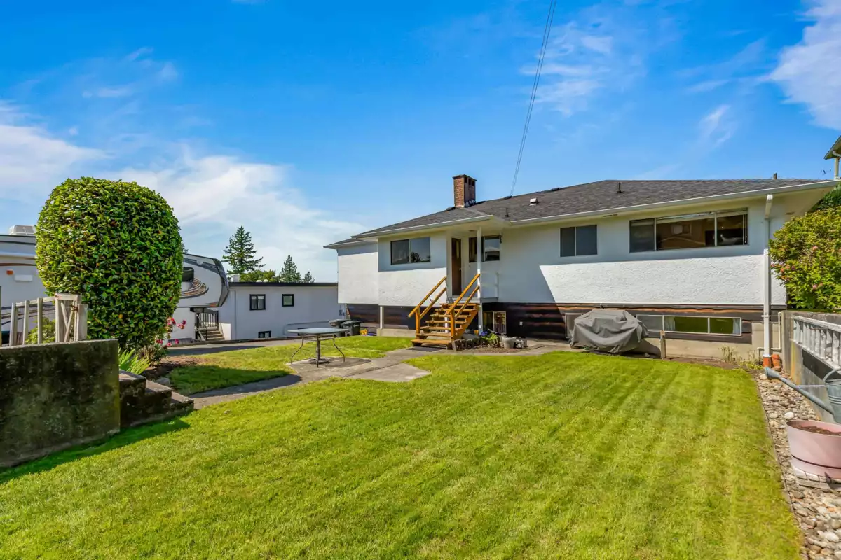 Backyard Photo of 7988 Sussex Avenue, Burnaby, BC