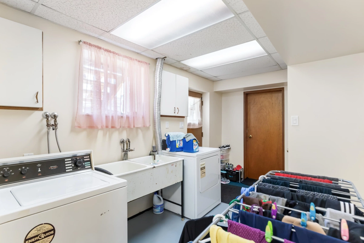 Outdoor Patio Photo of 7988 Sussex Avenue, Burnaby, BC