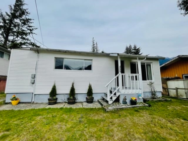 459 Stuart Street, Hope, BC, Hope — Single Family Residence for sale