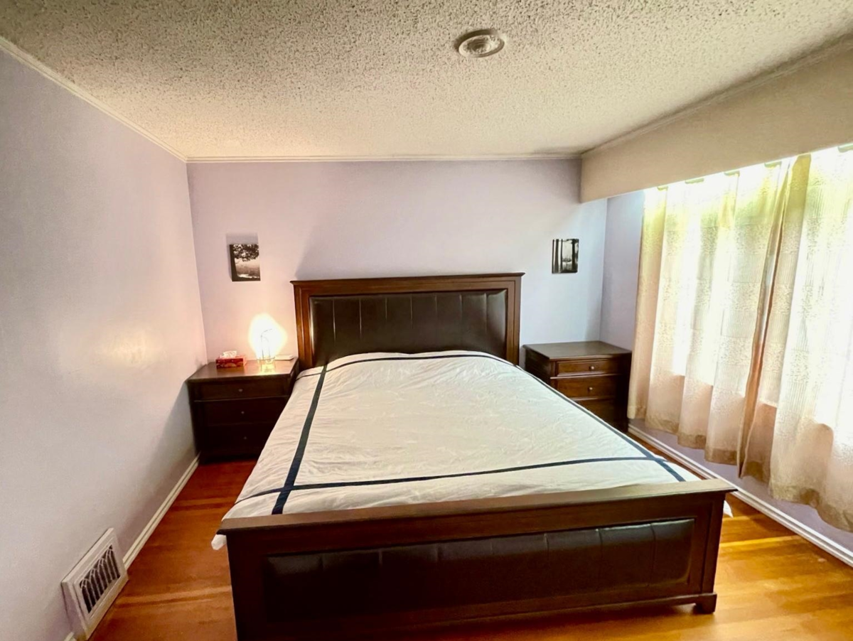 Living Room Photo of 7606 Angus Drive, Vancouver, BC