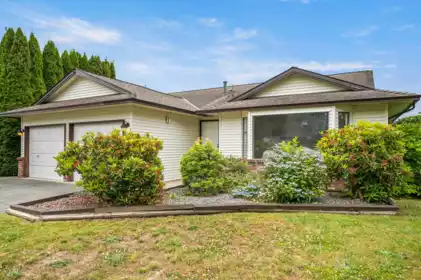 15958 19a Avenue, Surrey, BC, Surrey — Single Family Residence for sale