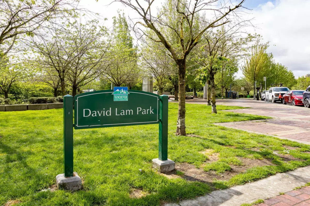 Front Yard Photo of B1002 1331 Homer Street, Vancouver, BC