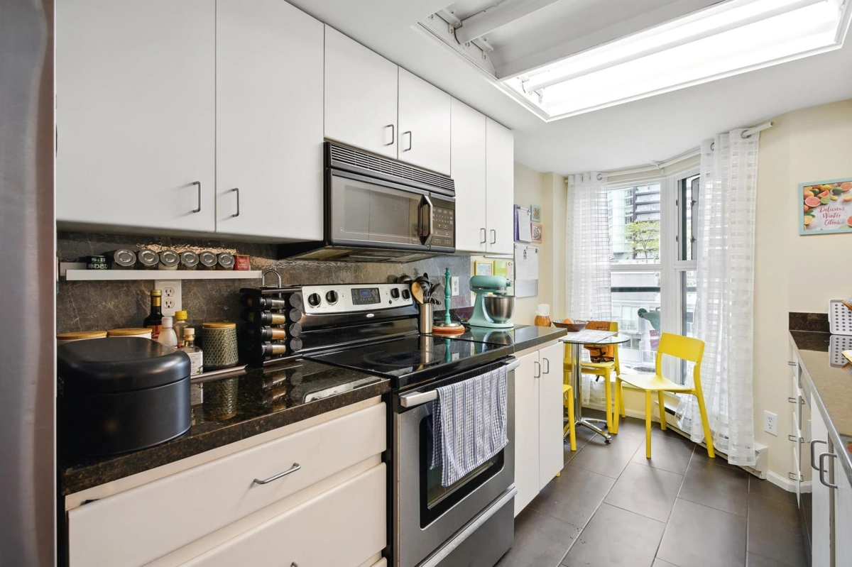 Guest Bathroom Photo of B1002 1331 Homer Street, Vancouver, BC