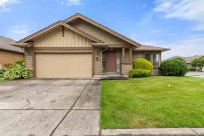 165 46000 Thomas Road, Chilliwack, BC, Vedder Crossing — 2 bed single family residence for sale