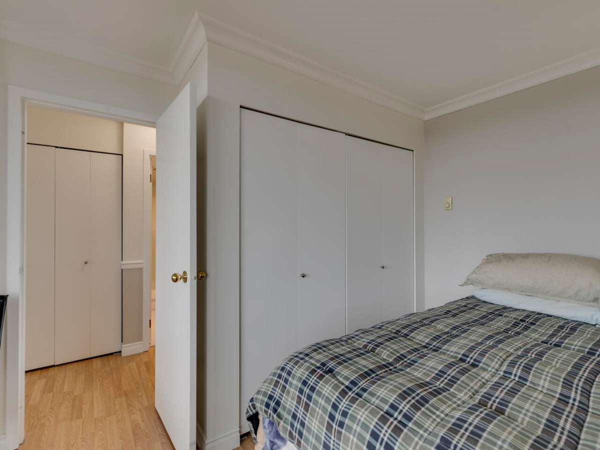 Loft / Bonus Room Photo of 902 3920 Hastings Street, Burnaby, BC