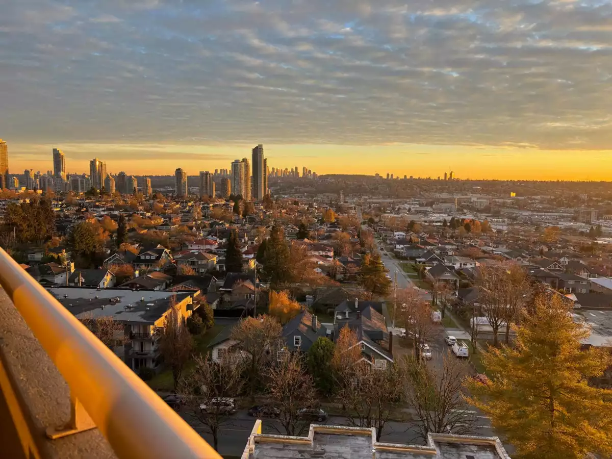 Staircase Photo of 902 3920 Hastings Street, Burnaby, BC