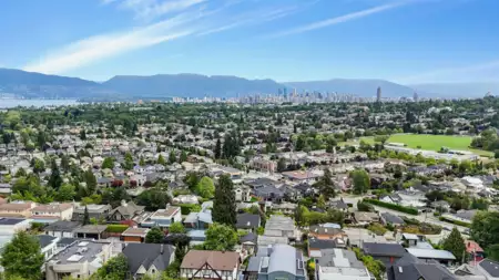 2912 W 27th Avenue, Vancouver, BC, Vancouver — Single Family Residence for sale