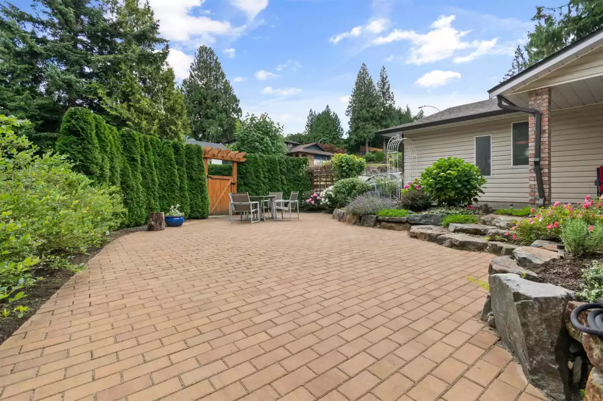 Dining Area Photo of 47495 Swallow Crescent, Chilliwack, BC