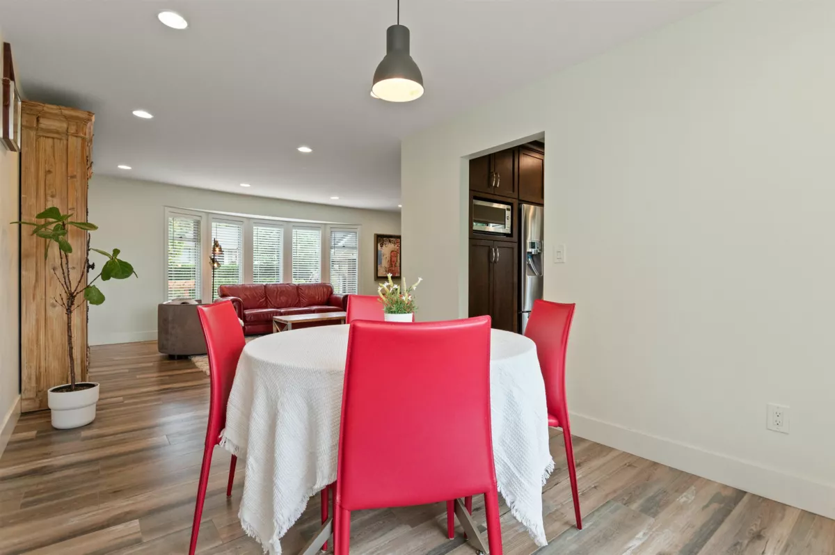 Entry Foyer Photo of 47495 Swallow Crescent, Chilliwack, BC