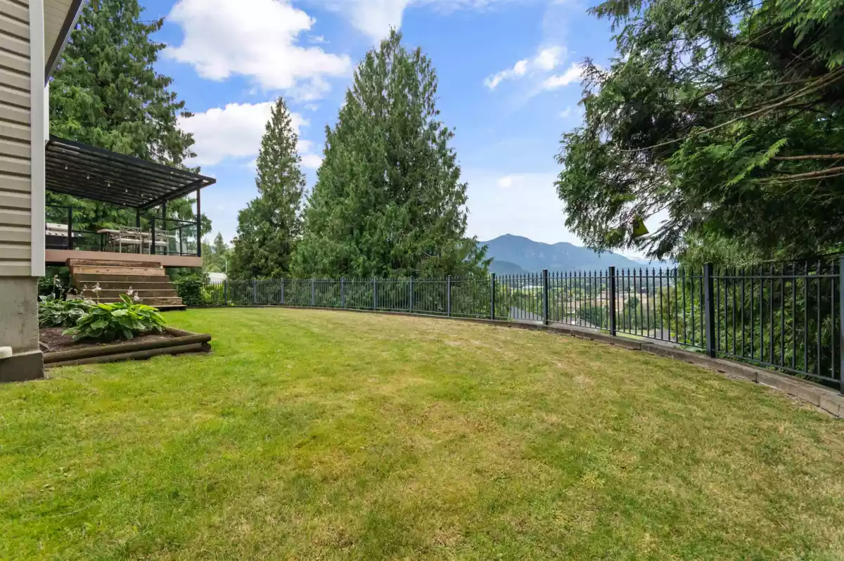 Kitchen Photo of 47495 Swallow Crescent, Chilliwack, BC