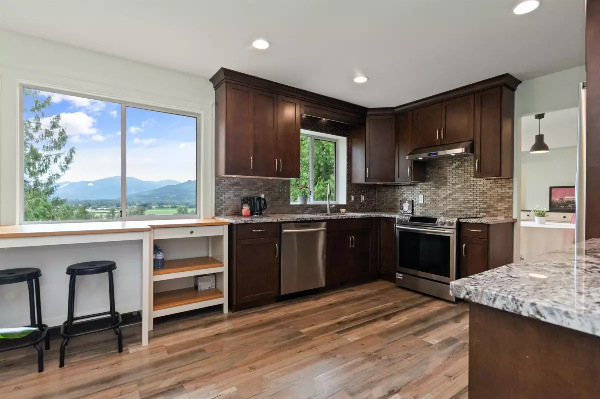 Laundry Room Photo of 47495 Swallow Crescent, Chilliwack, BC