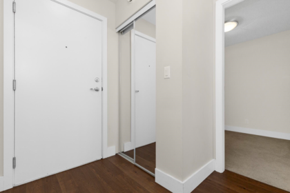419 2233 Mckenzie Road, Abbotsford, BC, Abbotsford — Apartment/Condo for sale