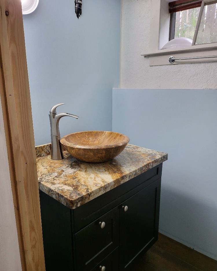 Walk-In Closet Photo of 45644 Wellington Avenue, Chilliwack, BC