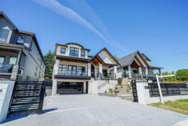 9487 162a Street, Surrey, BC