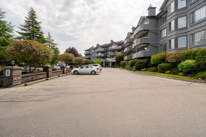 303 5375 205 Street, Langley, BC, Langley — Apartment/Condo for sale