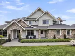 20037 2nd Avenue, Langley, BC