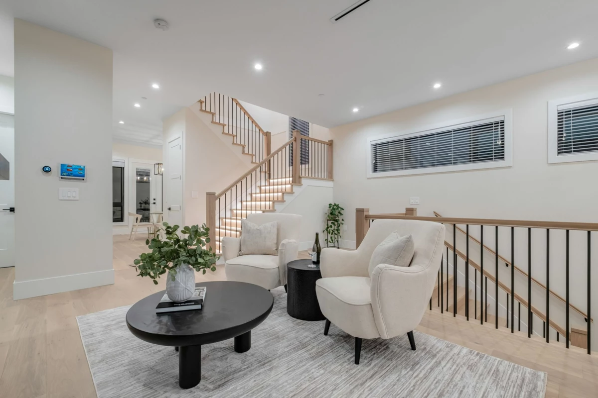 Dining Area Photo of 21996 Isaac Crescent, Maple Ridge, BC