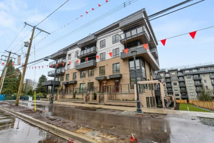 Front exterior of 627 9456 134 Street, Surrey, BC