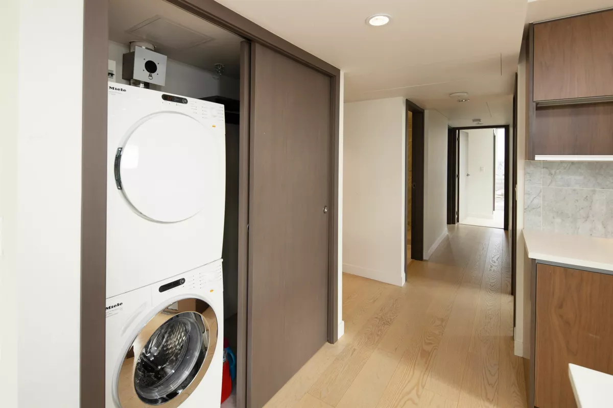 Walk-In Closet Photo of 1122 8988 Patterson Road, Richmond, BC