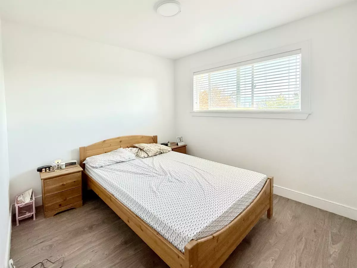 Walk-In Closet Photo of 7779 Elford Street, Burnaby, BC