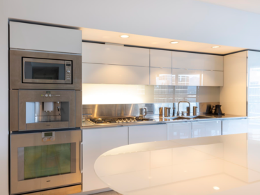 Kitchen Island Photo of 2106 838 W Hastings Street, Vancouver, BC