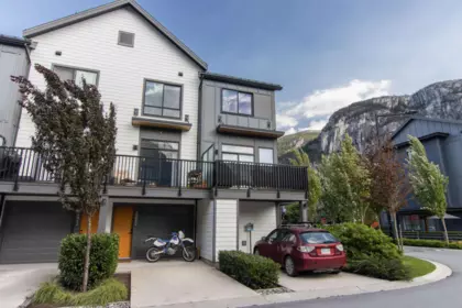 38024 Keel Way, Squamish, BC, Squamish — Townhouse for sale
