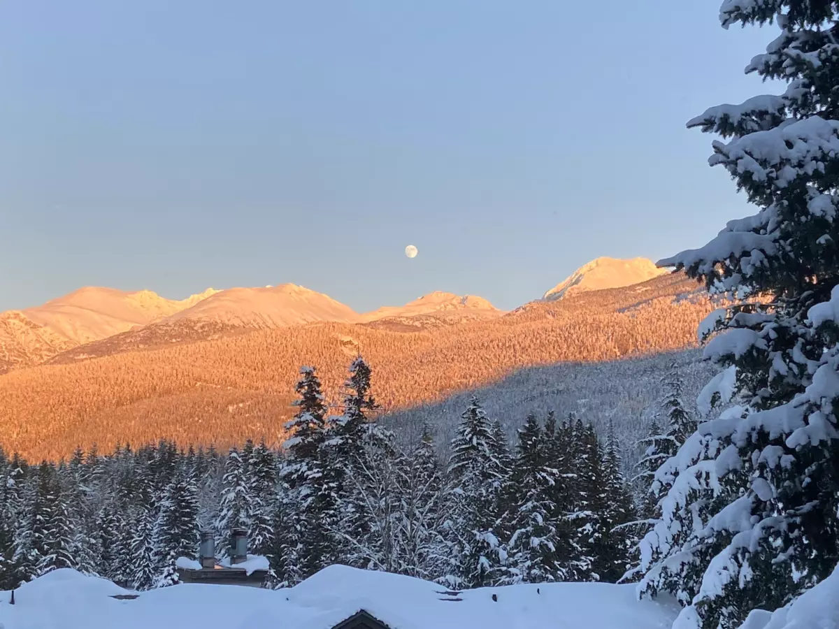 Family Room Photo of 209 3317 Ptarmigan Place, Whistler, BC