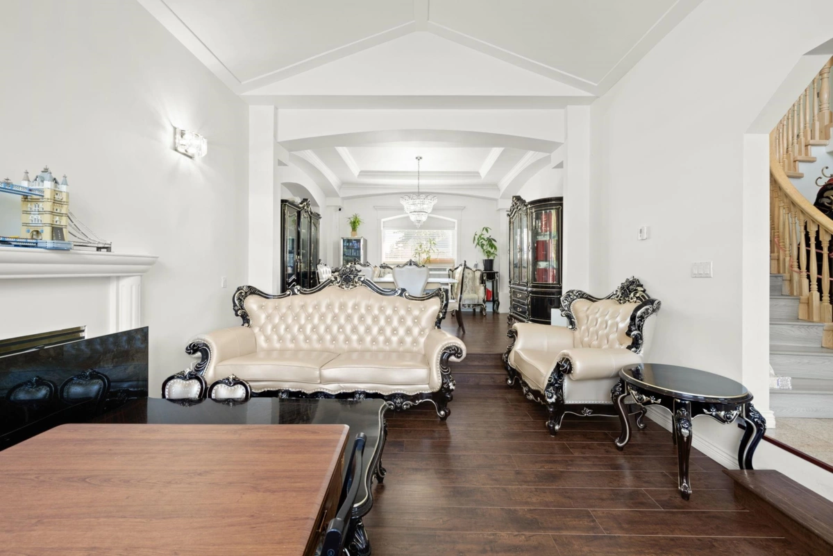 Dining Area Photo of 13356 59 Avenue, Surrey, BC