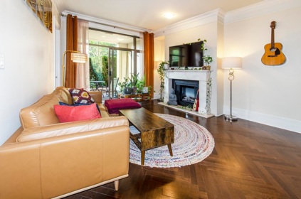 Breakfast Nook Photo of 103 540 Waters Edge Crescent, West Vancouver, BC