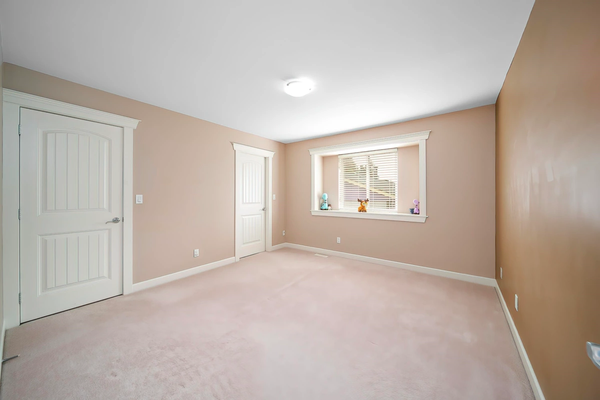 Hot Tub / Spa Photo of 2325 153 Street, Surrey, BC