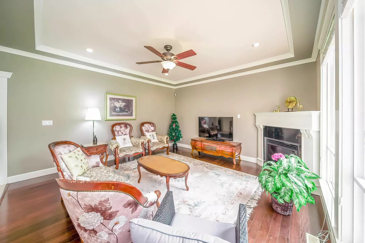 Loft / Bonus Room Photo of 2325 153 Street, Surrey, BC